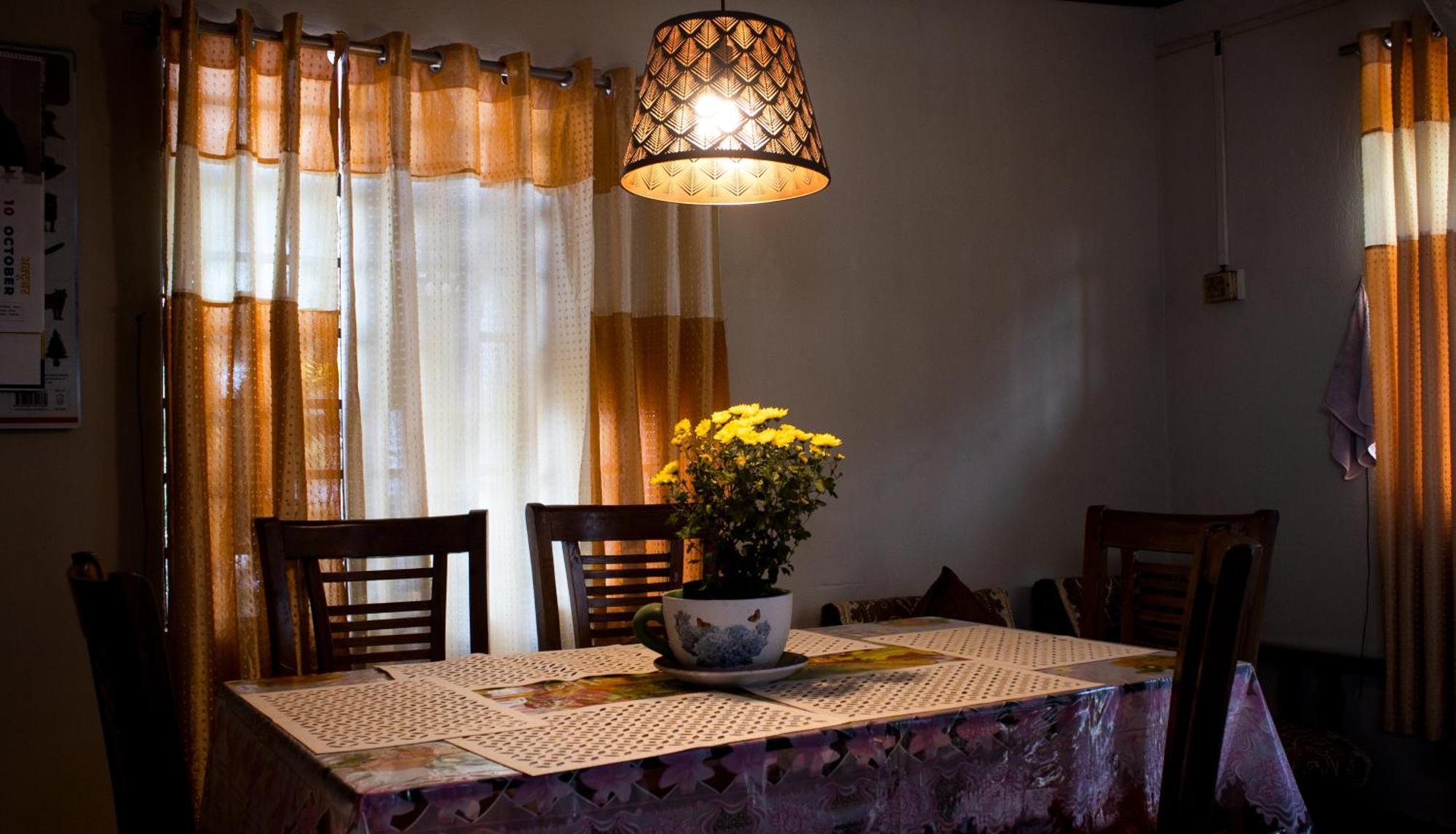 The Sunset Nest Offbeat Homestay Дарджилінг Екстер'єр фото
